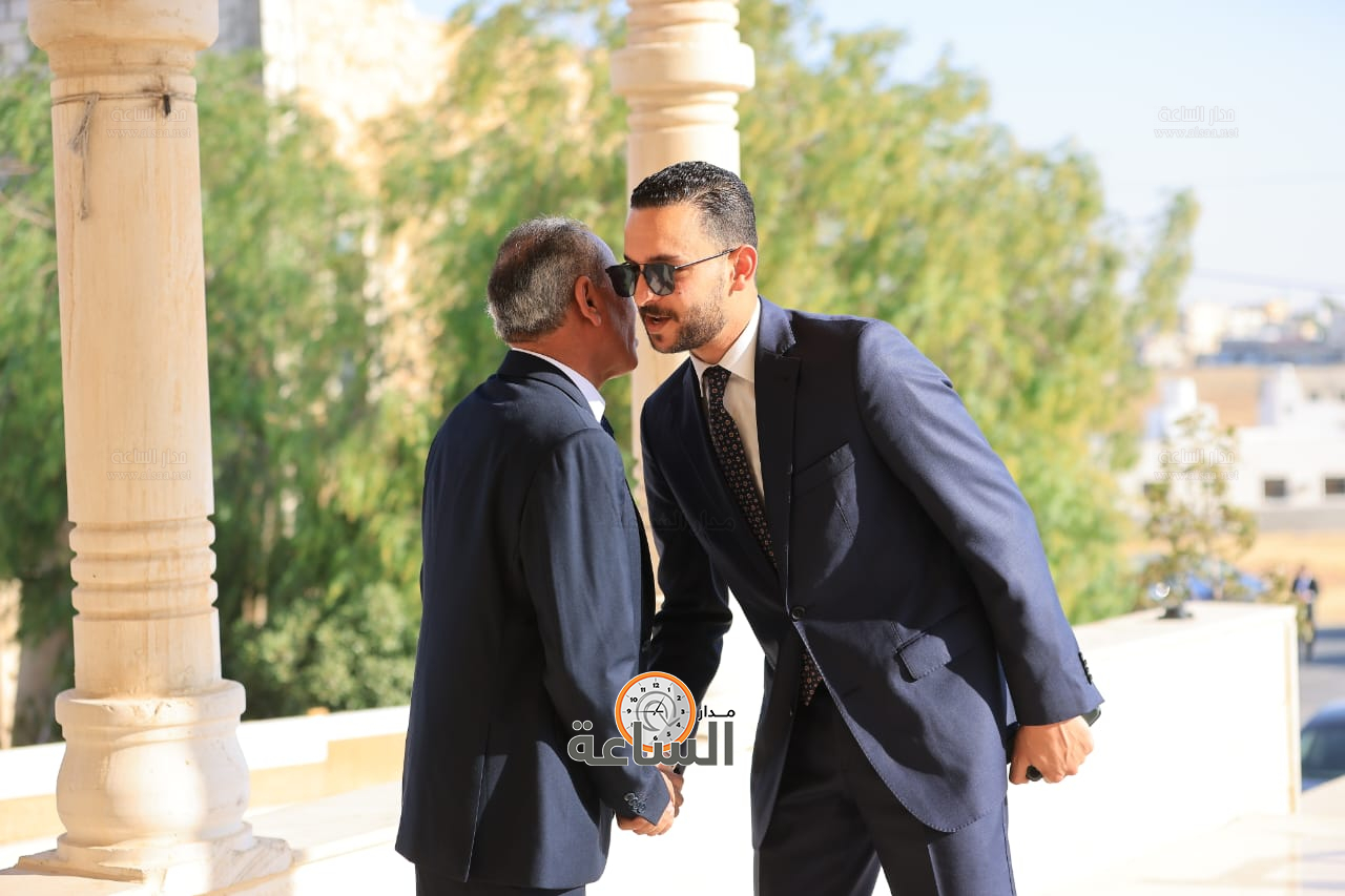 Madar Al-Saa Images 0.8626873033923025