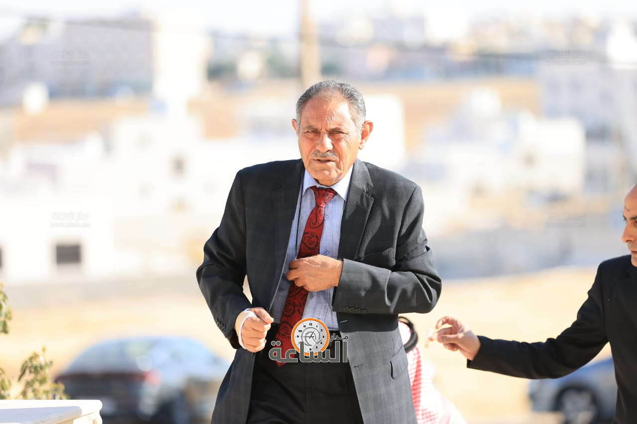 Madar Al-Saa Images 0.005780235850250226