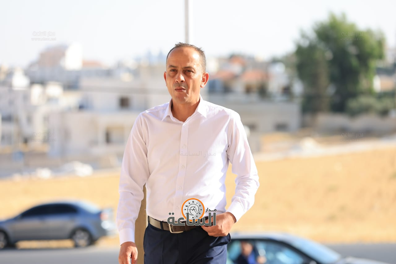 Madar Al-Saa Images 0.9750151663542224