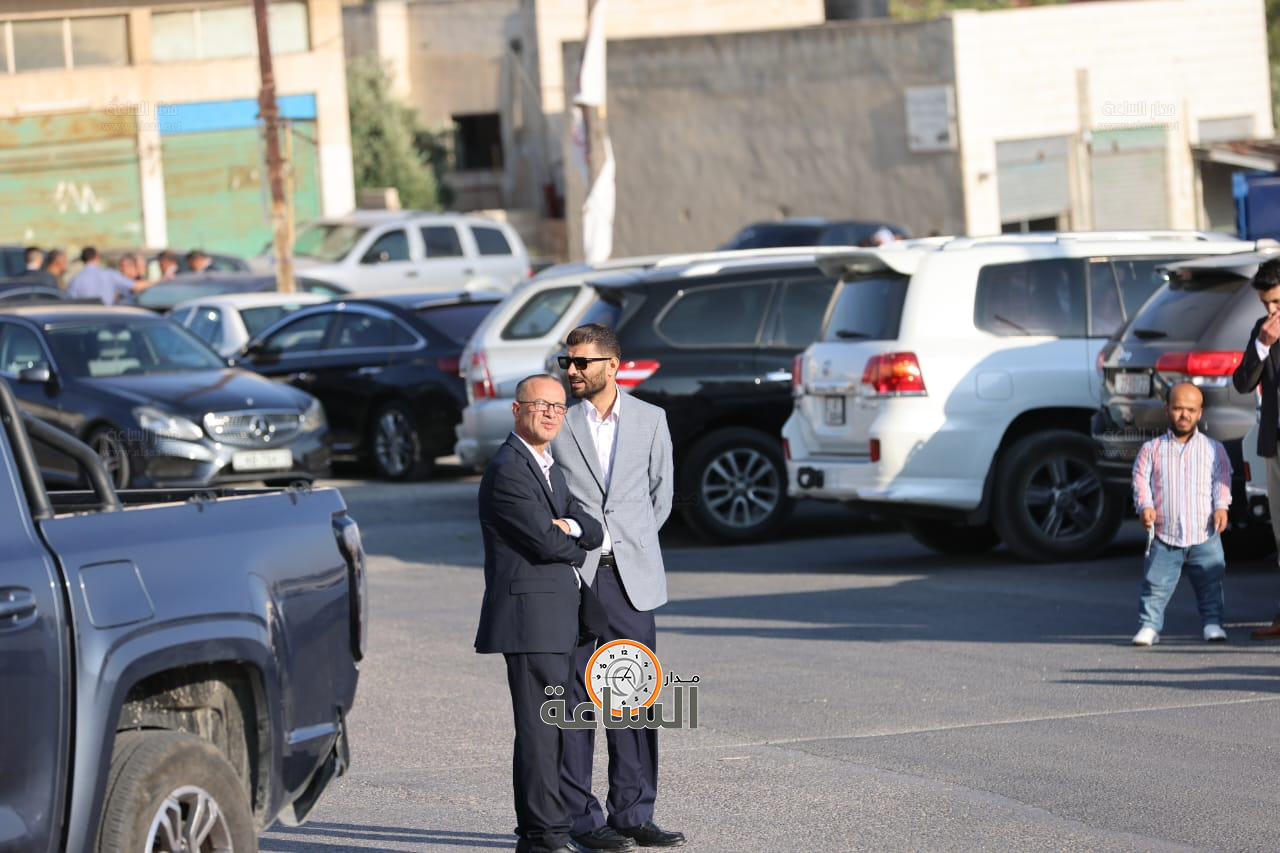 Madar Al-Saa Images 0.9541590254185972