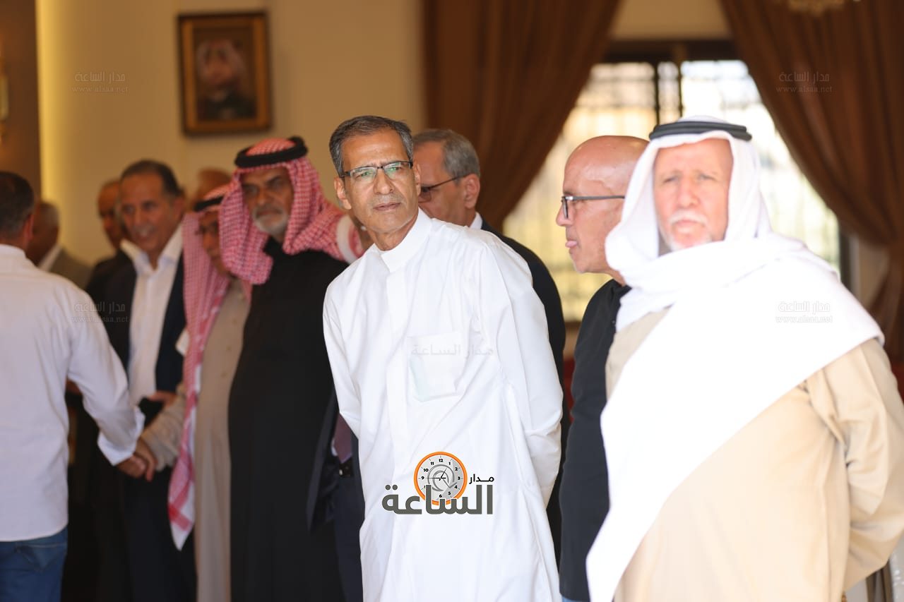 Madar Al-Saa Images 0.0924029674128809