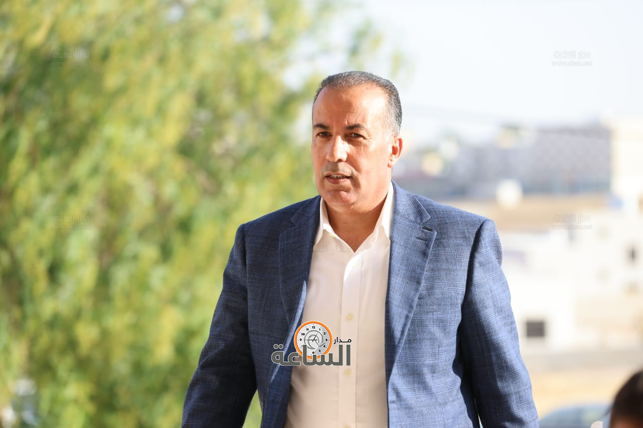 Madar Al-Saa Images 0.6861365225768795