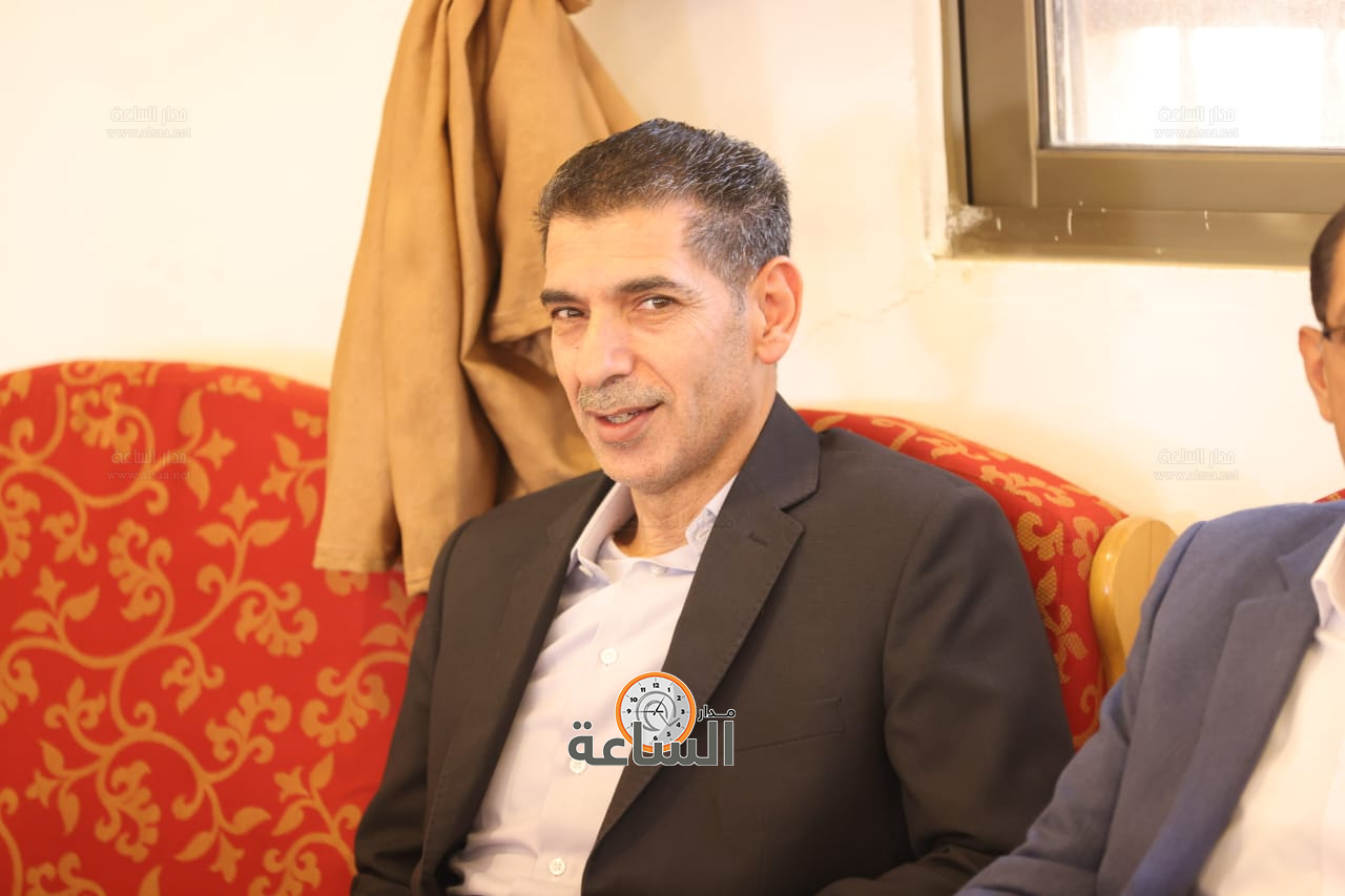 Madar Al-Saa Images 0.9664190328186797