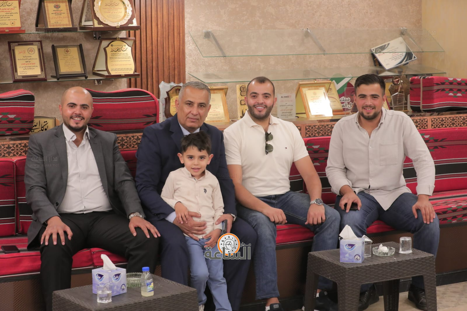 Madar Al-Saa Images 0.19337976643765886