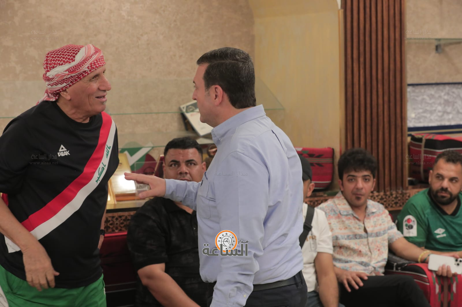 Madar Al-Saa Images 0.6336360658281981