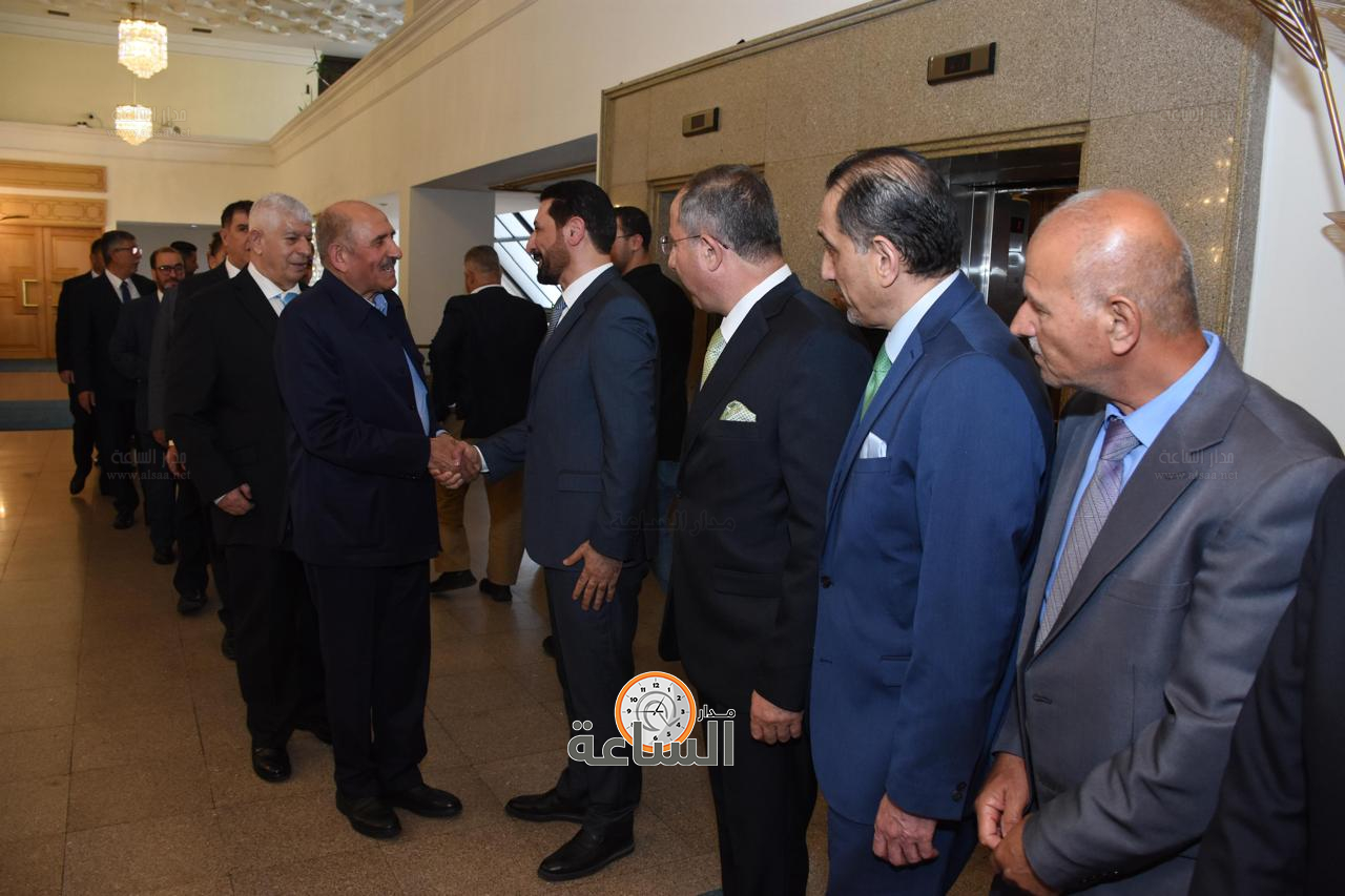 Madar Al-Saa Images 0.7006227715612666