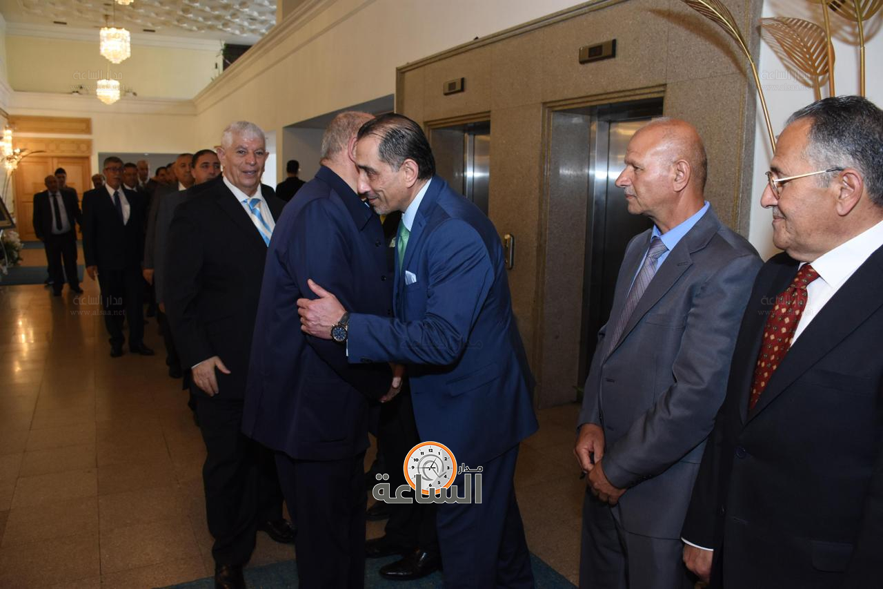 Madar Al-Saa Images 0.3903989515958145