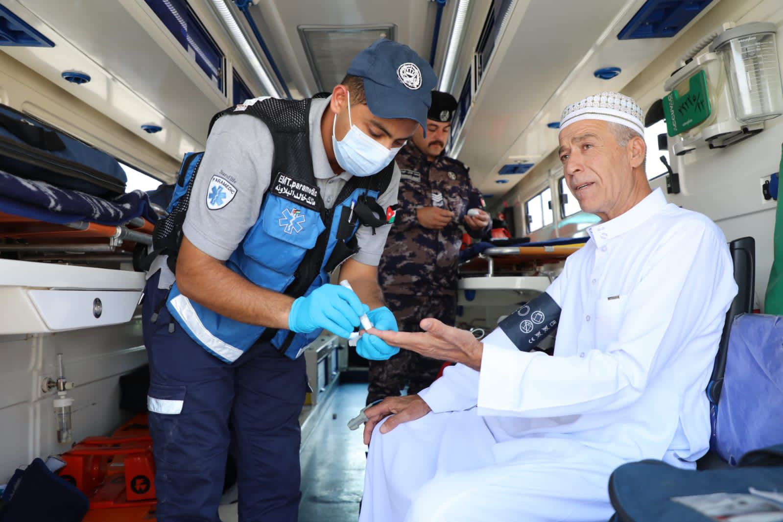 Madar Al-Saa Images 0.3302979030496742