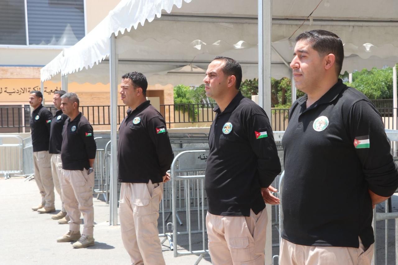 Madar Al-Saa Images 0.24108321682711464