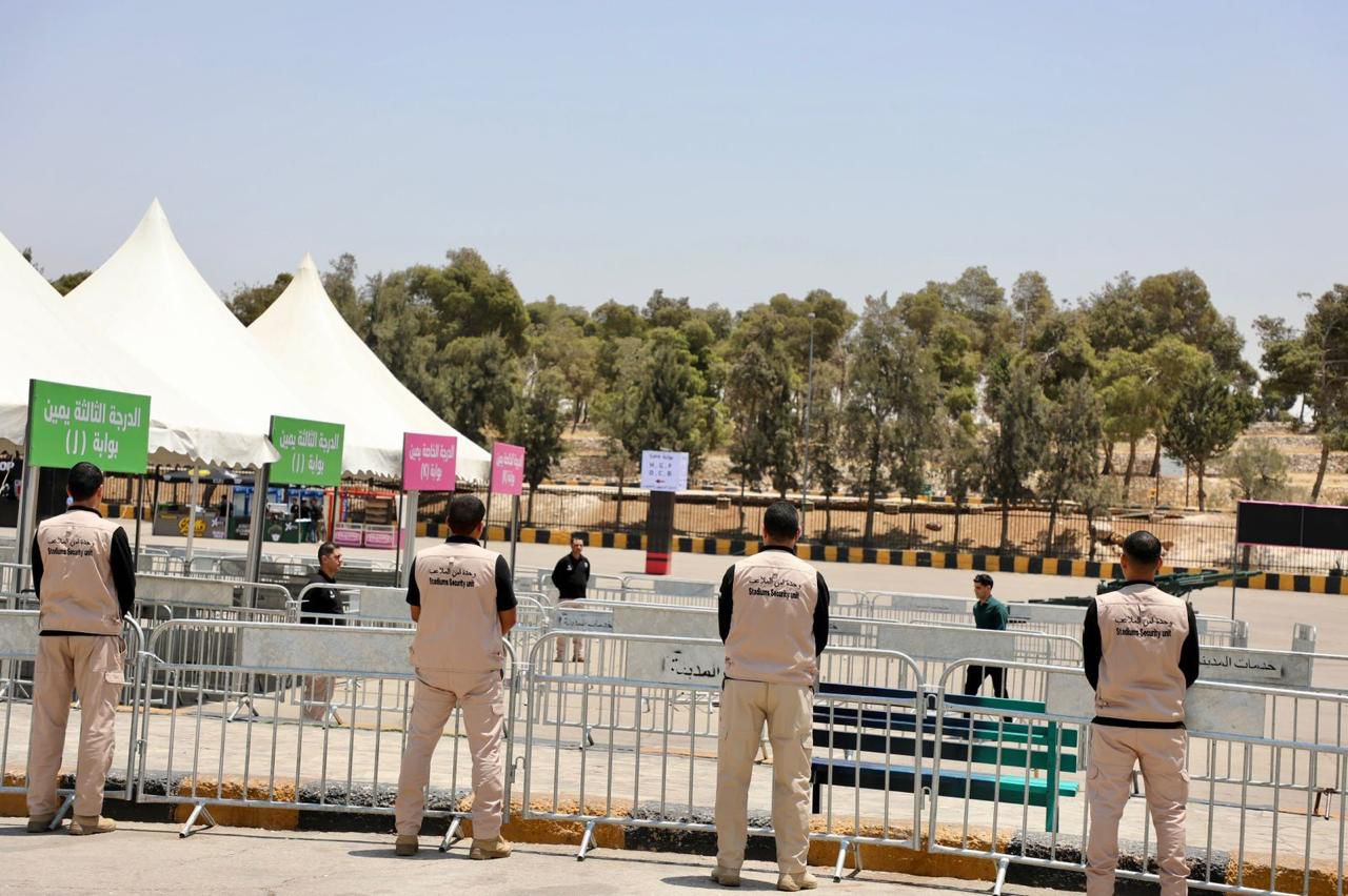 Madar Al-Saa Images 0.46166645329133915