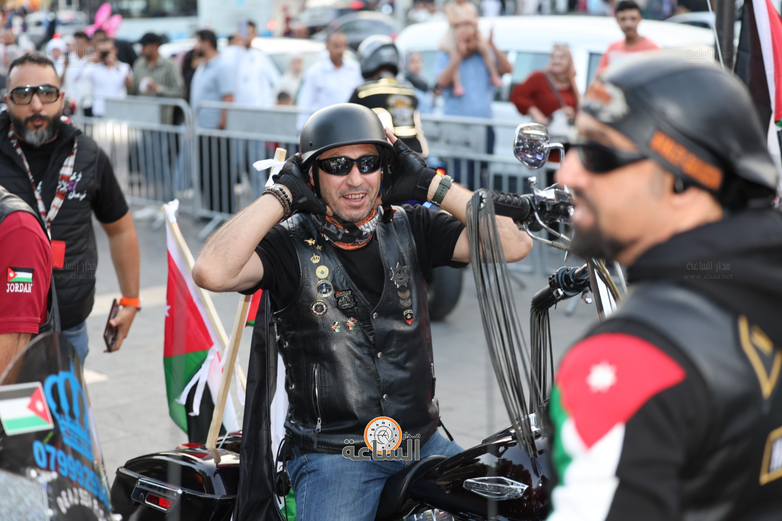 Madar Al-Saa Images 0.7387457827790264