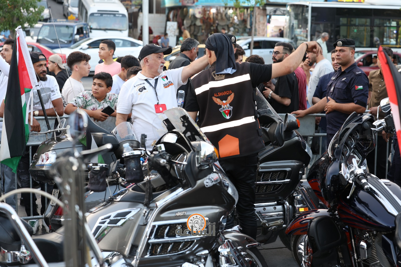 Madar Al-Saa Images 0.4569474644890875