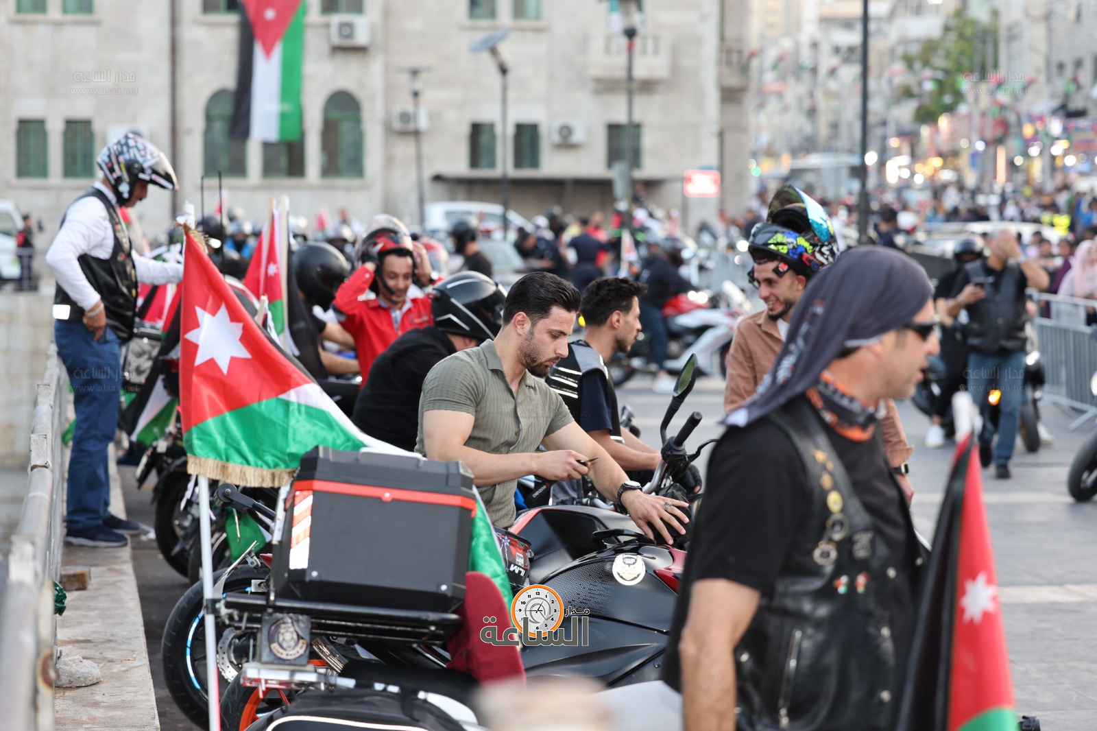 Madar Al-Saa Images 0.47533382947525393