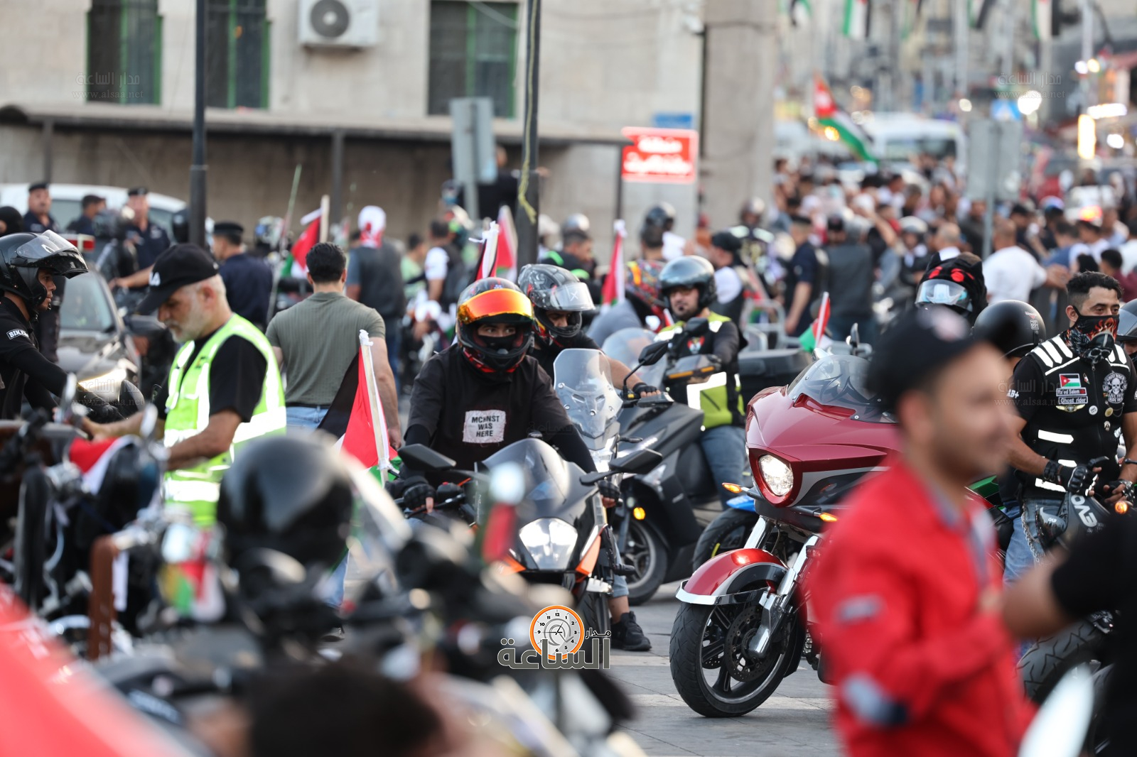 Madar Al-Saa Images 0.569216062944111