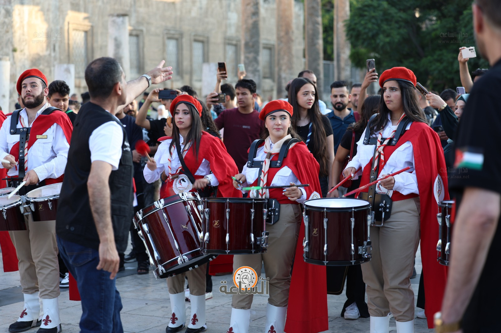 Madar Al-Saa Images 0.8576872134113689