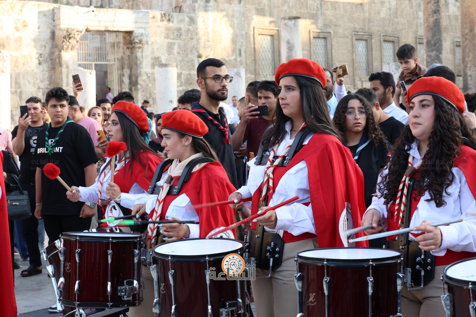 Madar Al-Saa Images 0.718341721091862