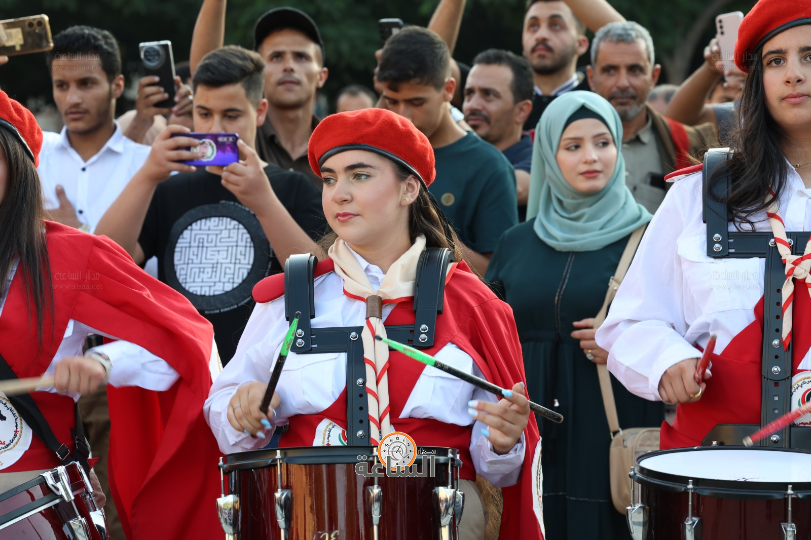 Madar Al-Saa Images 0.08362139573831662