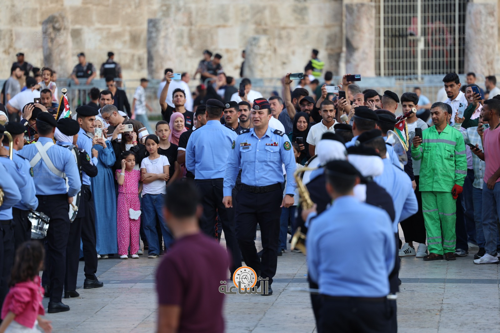 Madar Al-Saa Images 0.5312374787467411