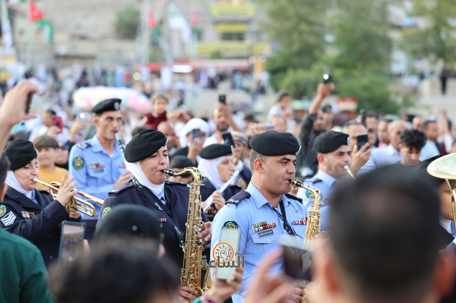 Madar Al-Saa Images 0.012054857818515896