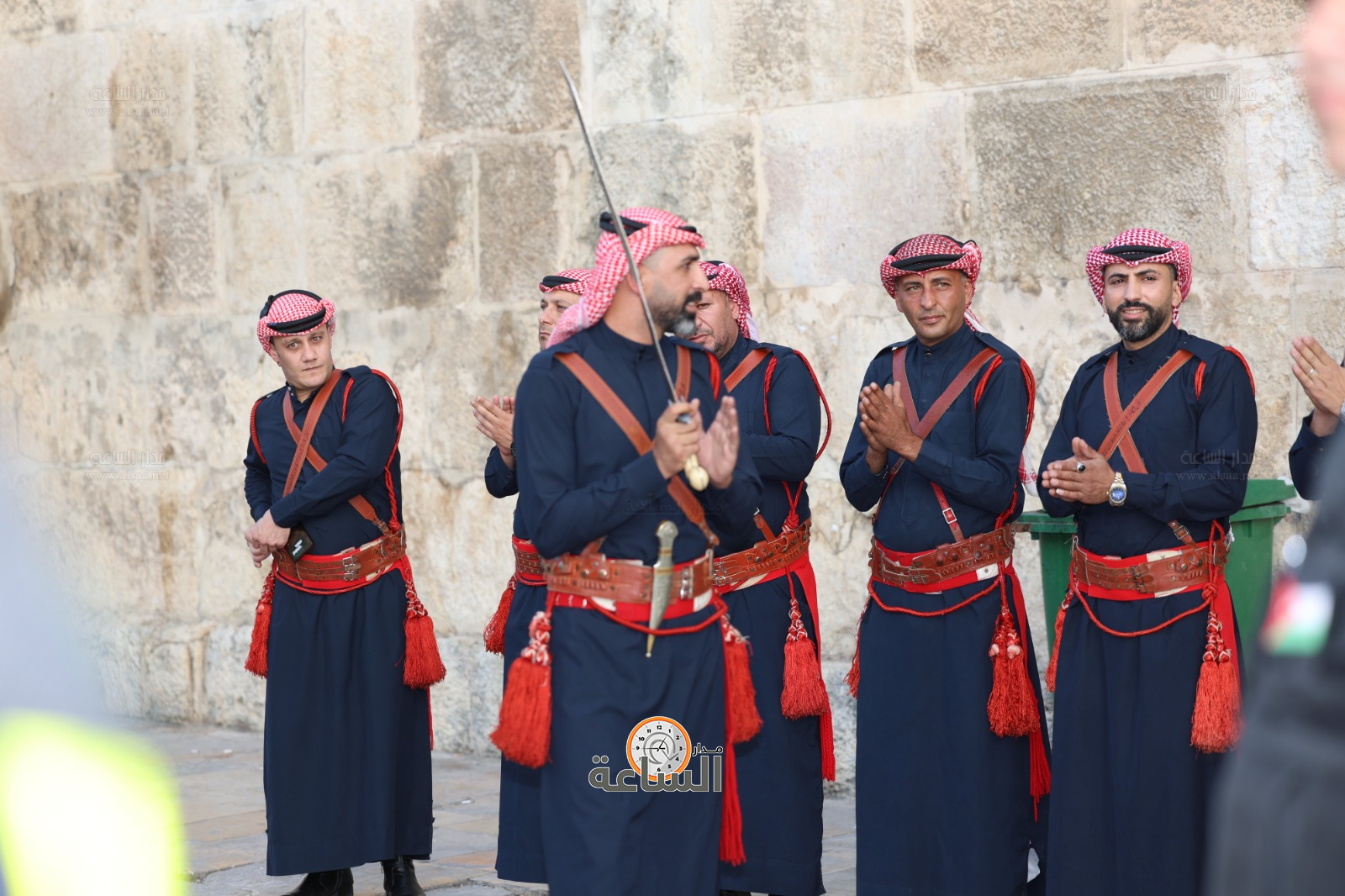 Madar Al-Saa Images 0.8898749465170069