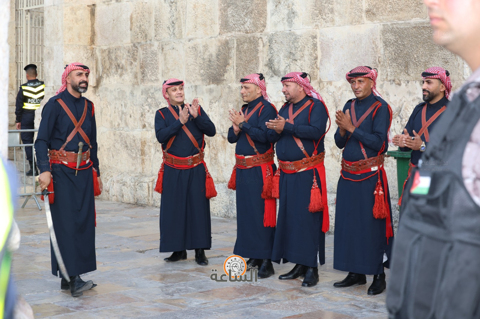 Madar Al-Saa Images 0.05369257891495516