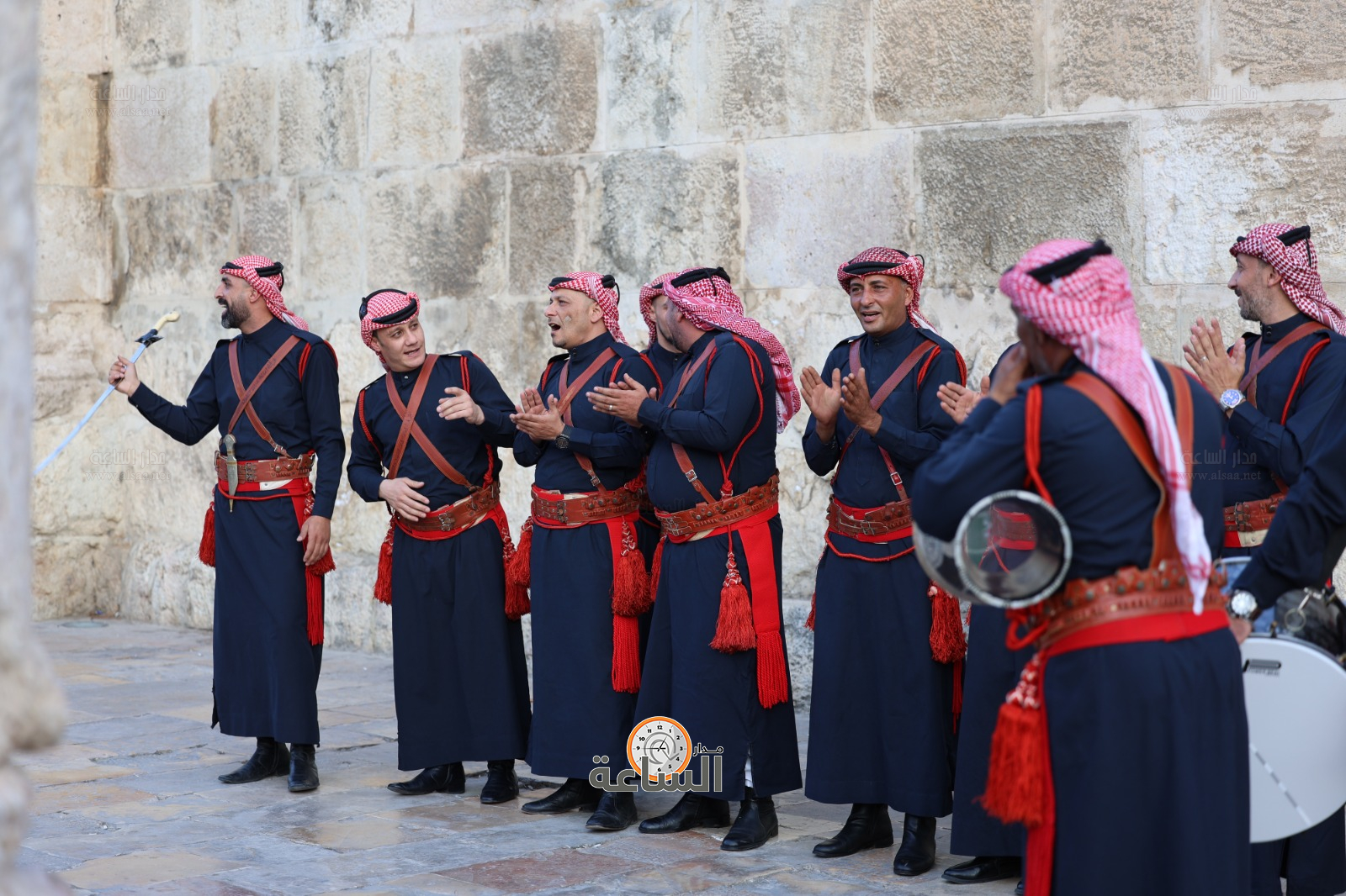 Madar Al-Saa Images 0.6103327950309618