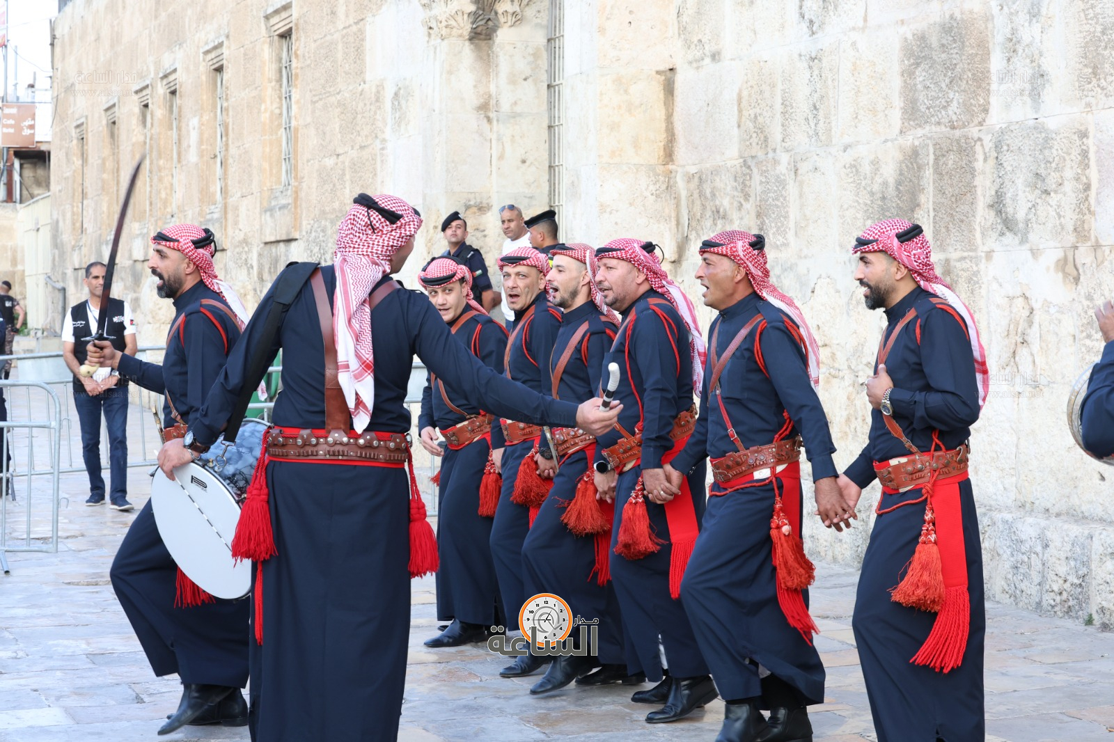 Madar Al-Saa Images 0.843223654331528