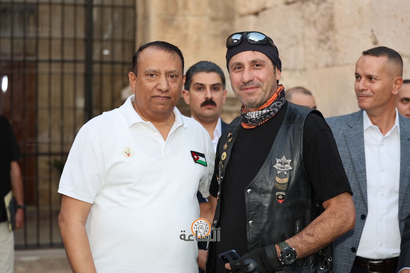 Madar Al-Saa Images 0.02705340338403084