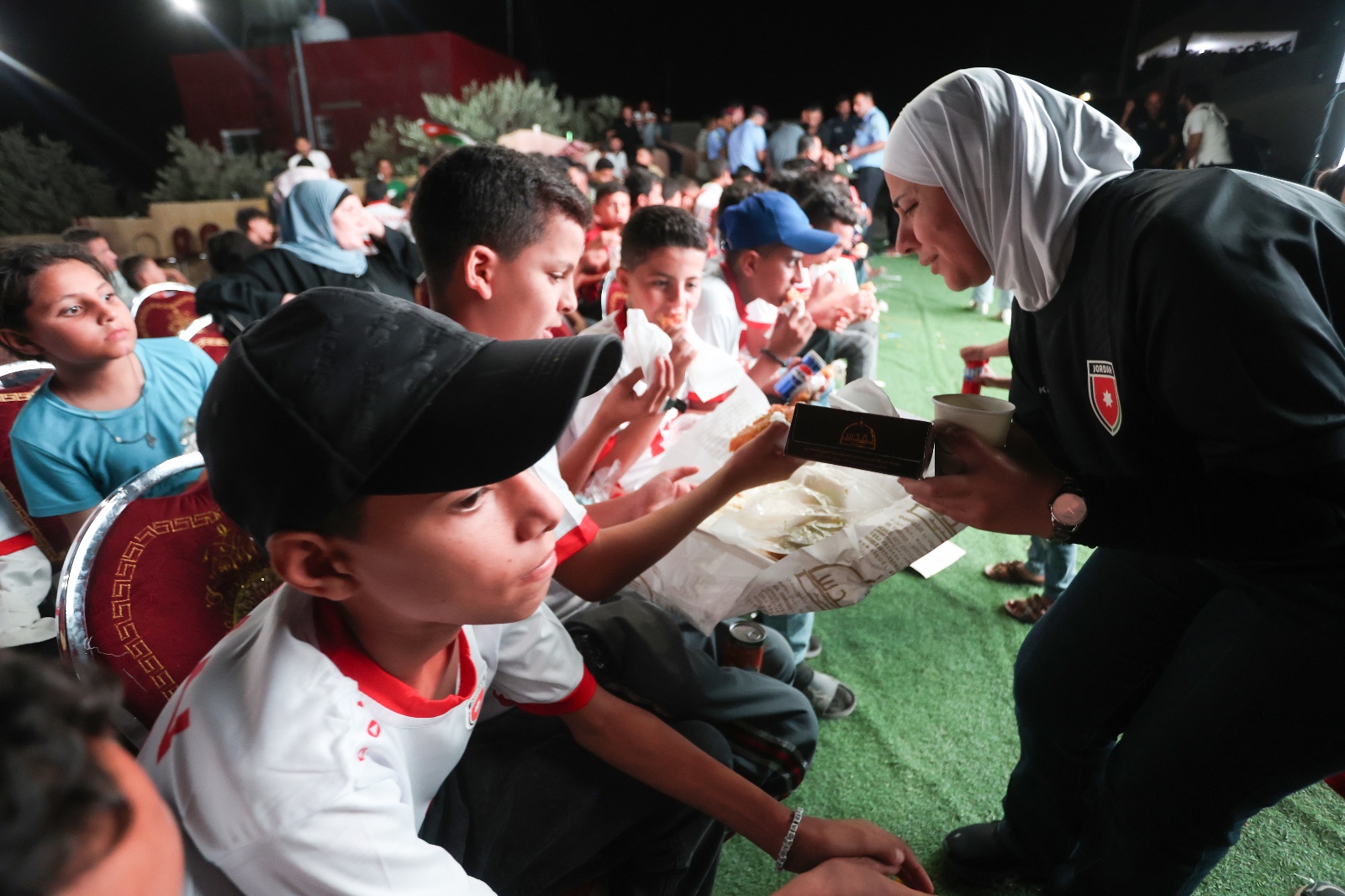 Madar Al-Saa Images 0.5039608850039541