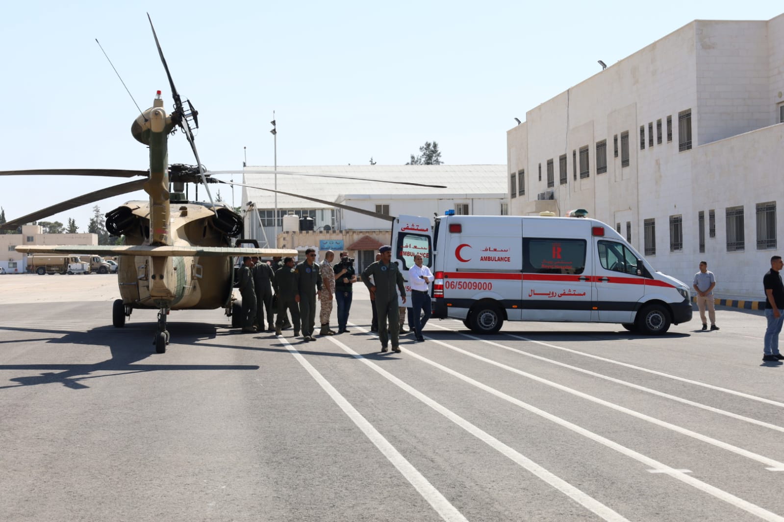 Madar Al-Saa Images 0.6952740435809102