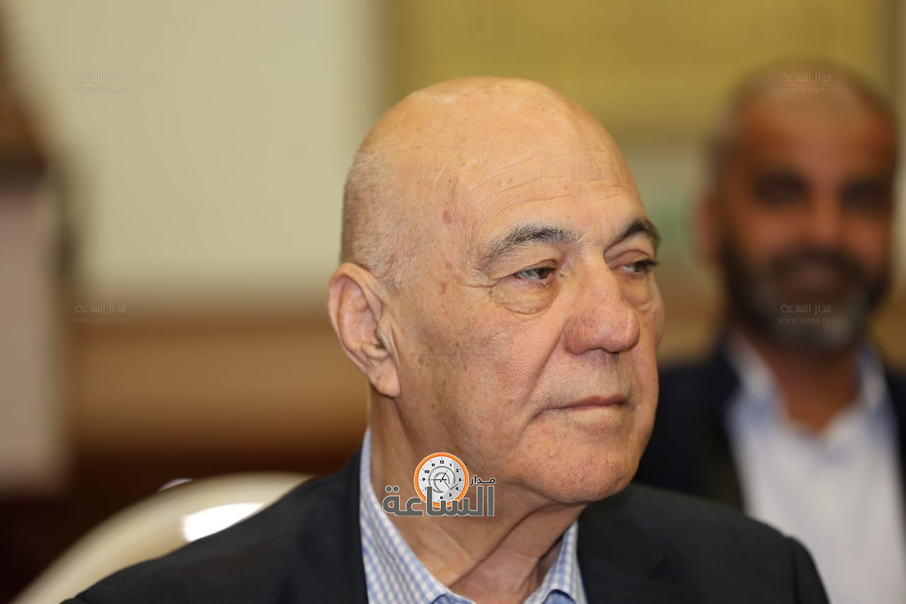 Madar Al-Saa Images 0.9405158665919621