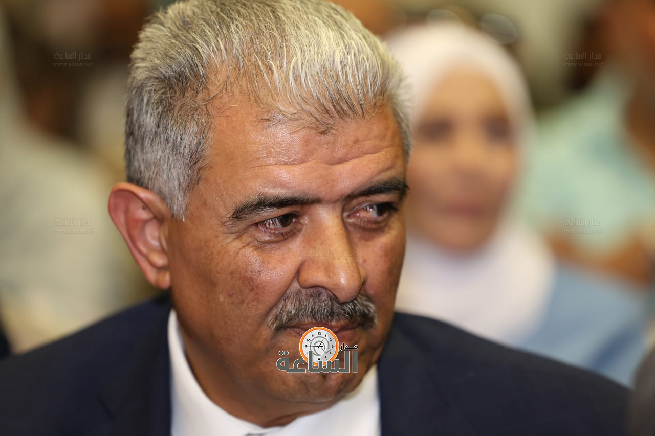 Madar Al-Saa Images 0.6407507222816768