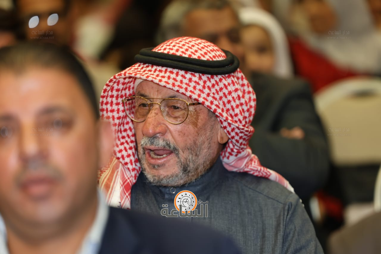 Madar Al-Saa Images 0.4378551853100211