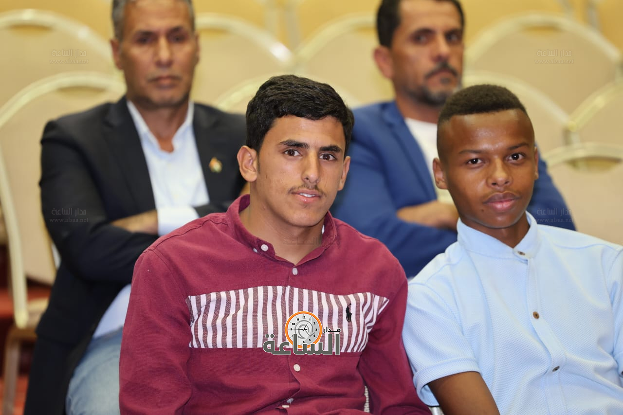 Madar Al-Saa Images 0.9964715529362675