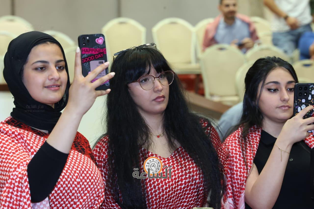 Madar Al-Saa Images 0.036402935817187676