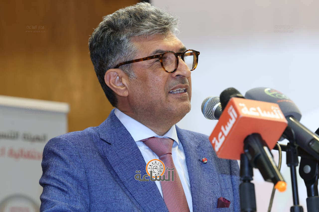 Madar Al-Saa Images 0.5758608097333824