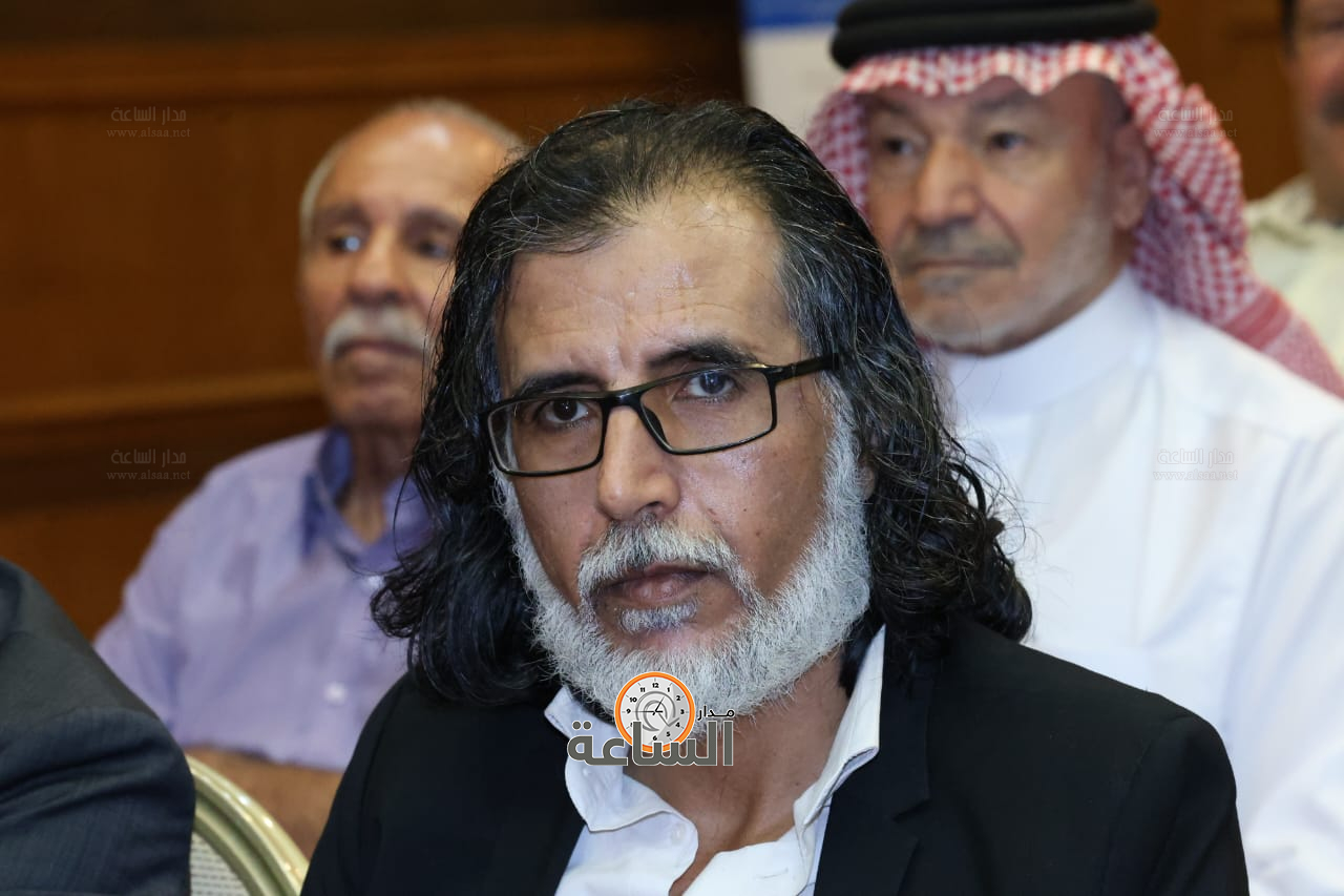 Madar Al-Saa Images 0.14731148267657634