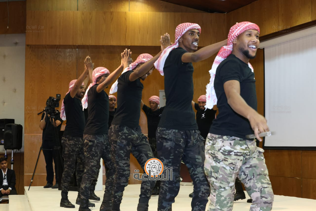 Madar Al-Saa Images 0.10622486985352309