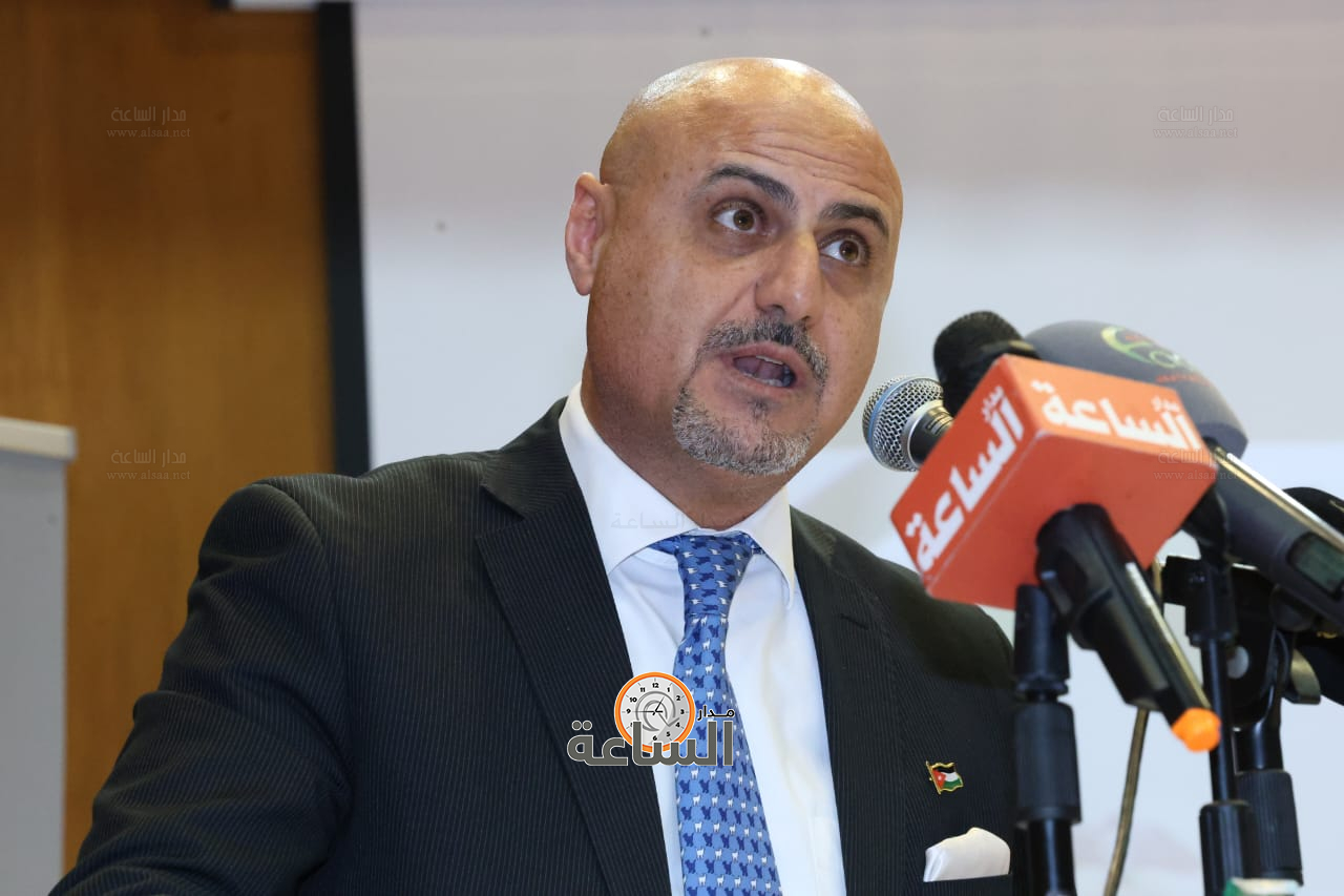 Madar Al-Saa Images 0.4831732987370523