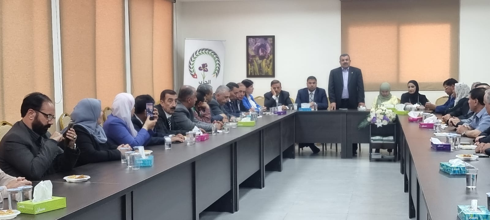 Madar Al-Saa Images 0.20417795106041858