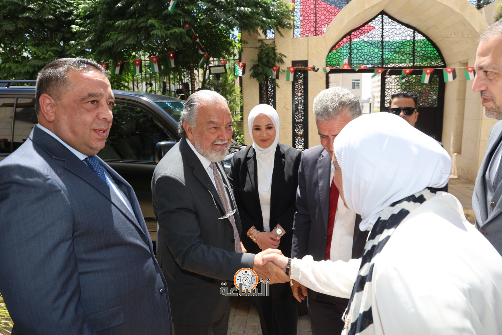 Madar Al-Saa Images 0.8765333671466433