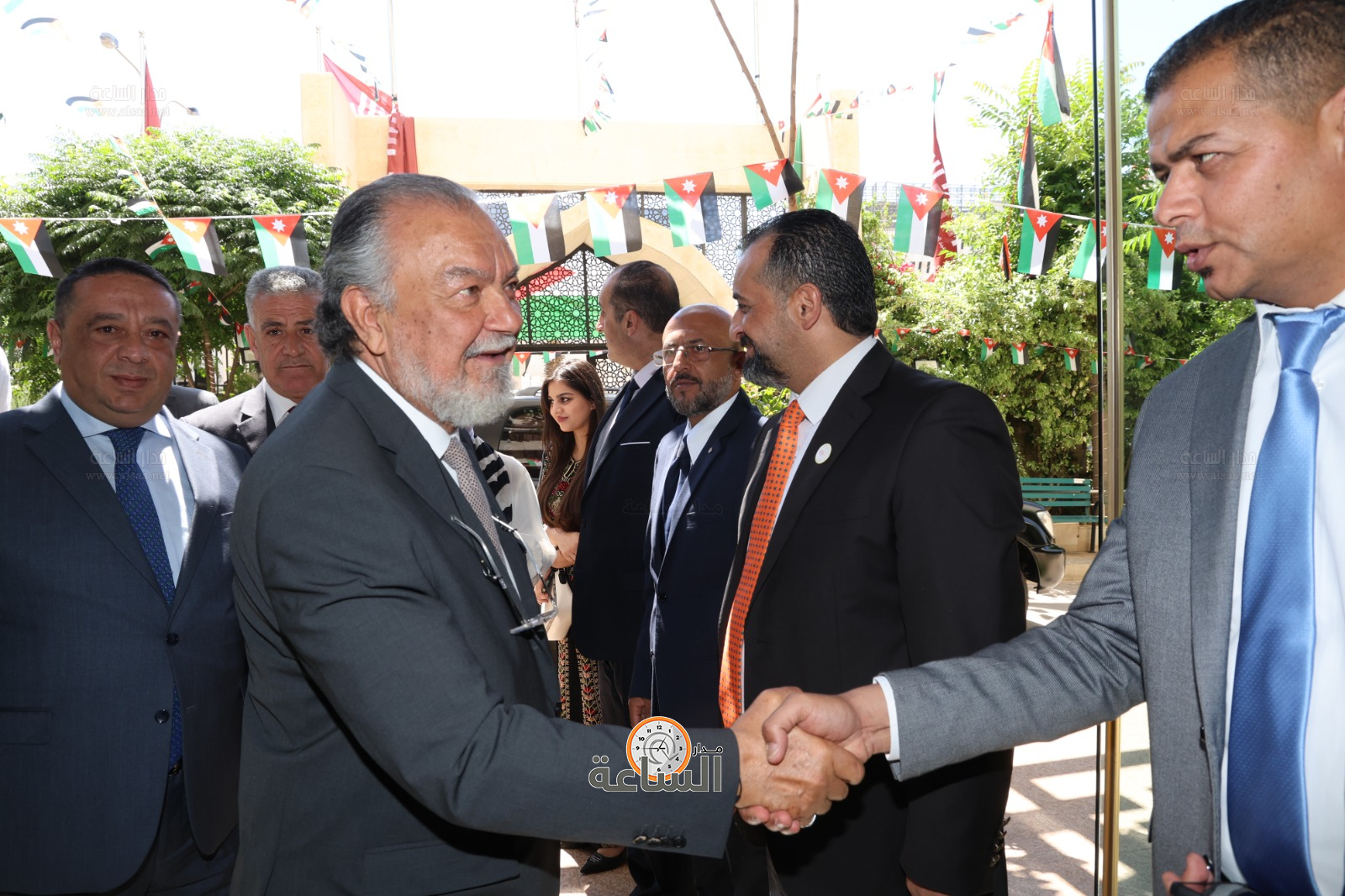 Madar Al-Saa Images 0.6887317804979473