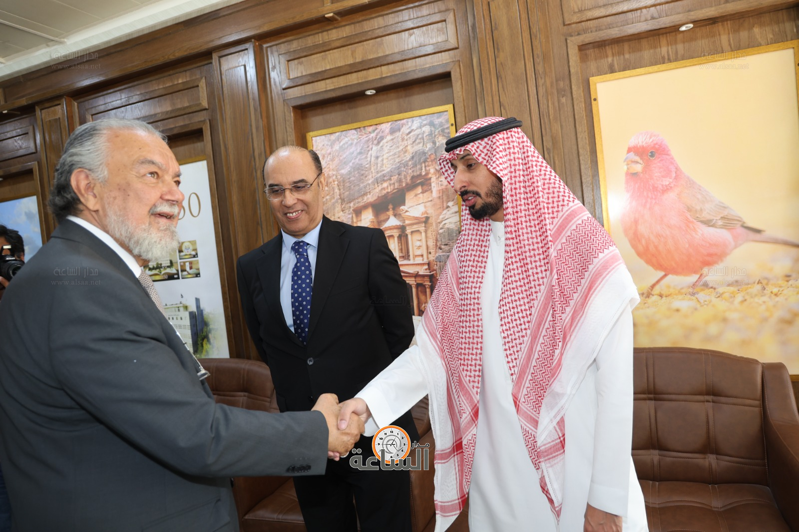 Madar Al-Saa Images 0.31839697316430216