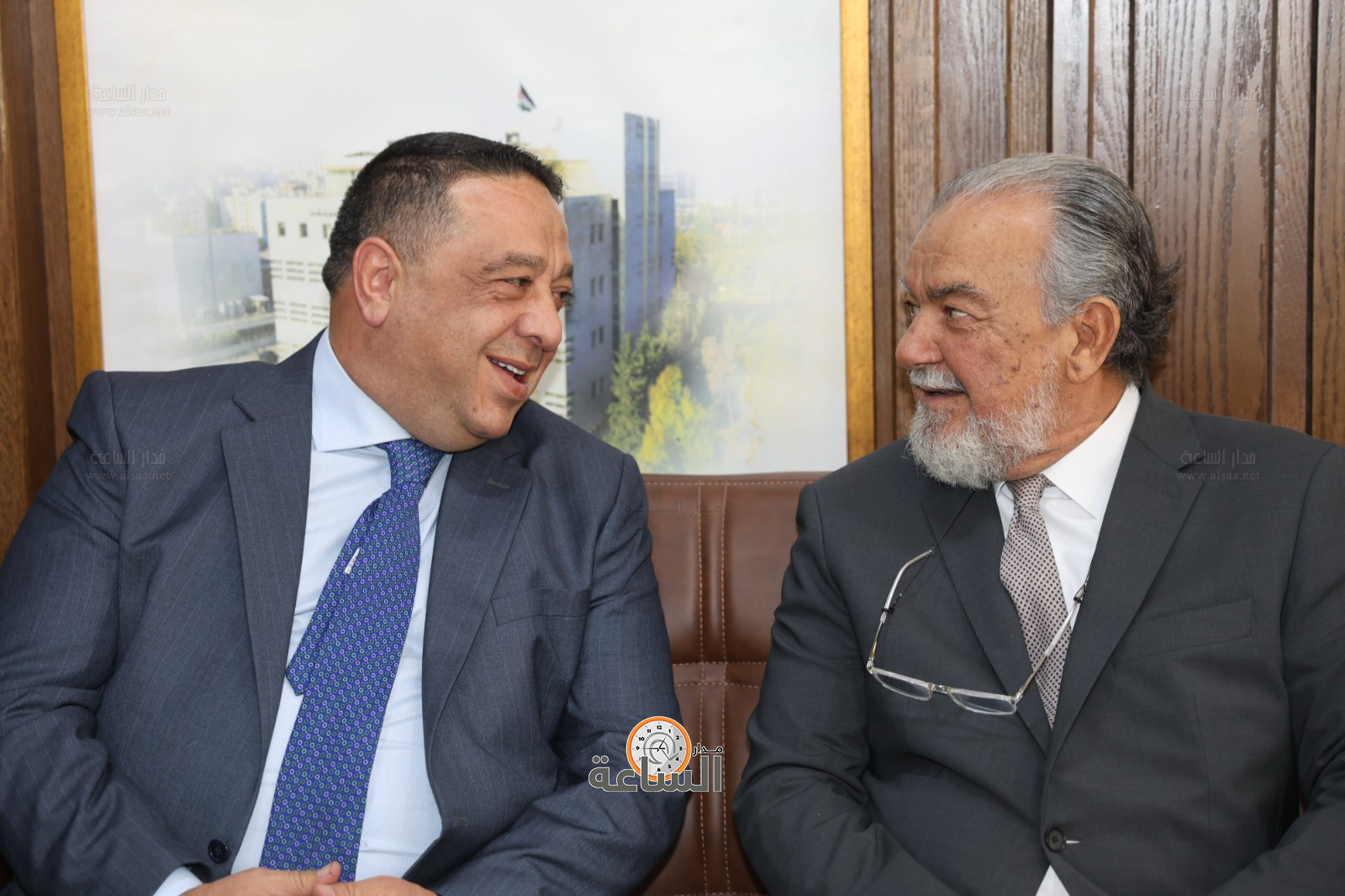 Madar Al-Saa Images 0.49294332642637906