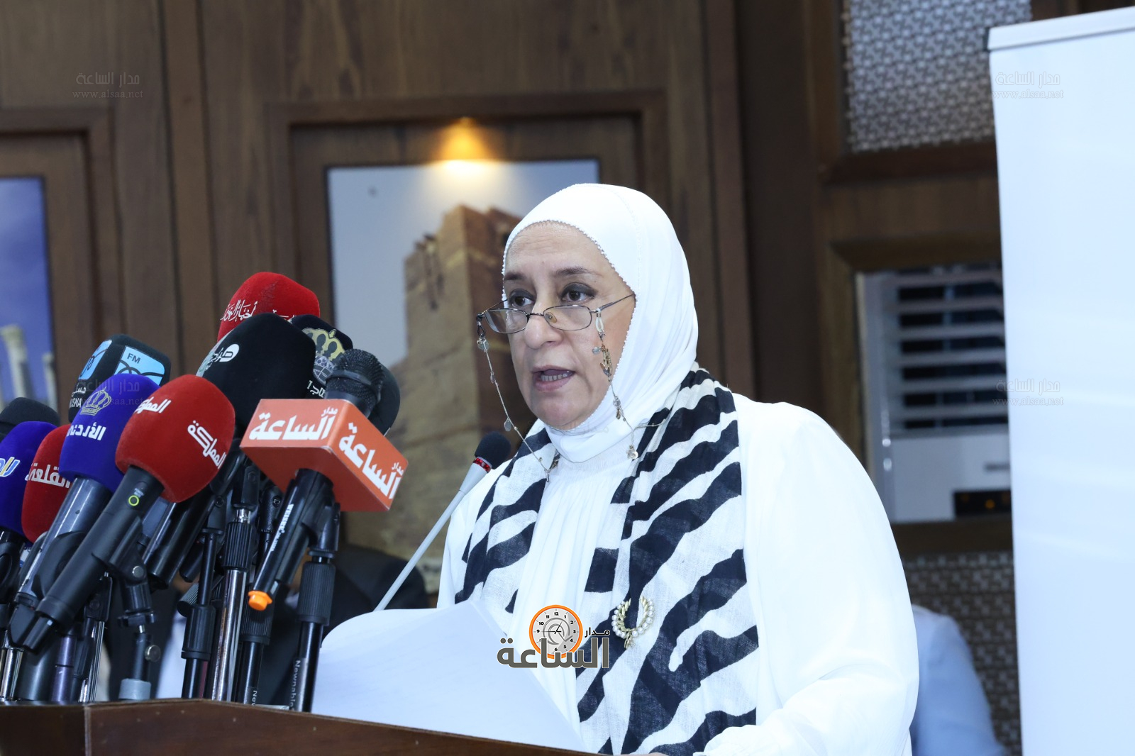 Madar Al-Saa Images 0.9444468811730936