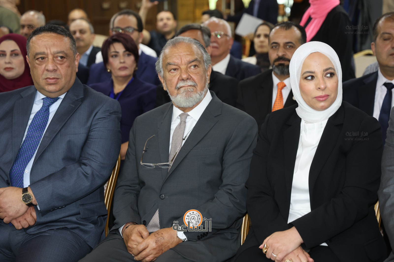 Madar Al-Saa Images 0.42674741514666725