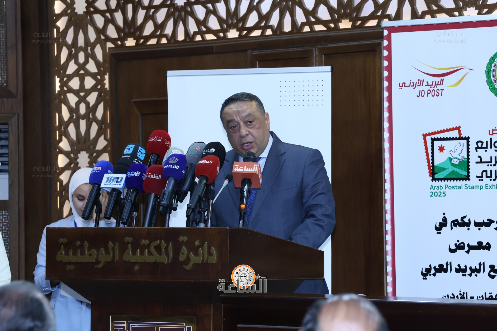 Madar Al-Saa Images 0.7071160962423347