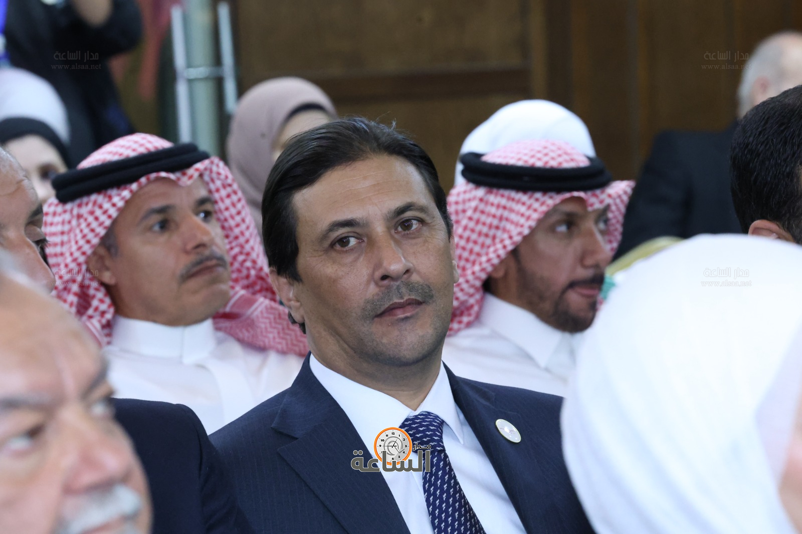 Madar Al-Saa Images 0.4059906763249863