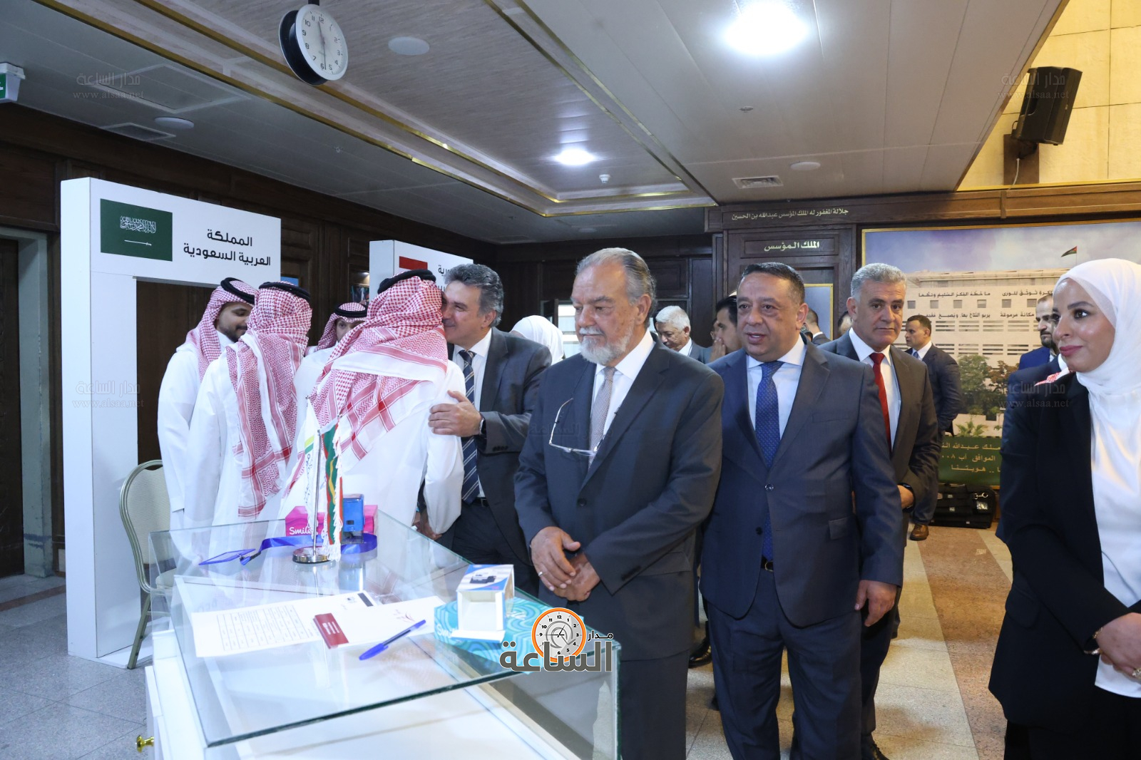 Madar Al-Saa Images 0.09986413594966481