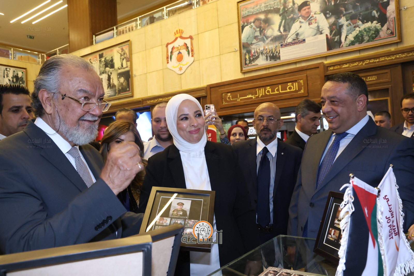 Madar Al-Saa Images 0.7458232223634643